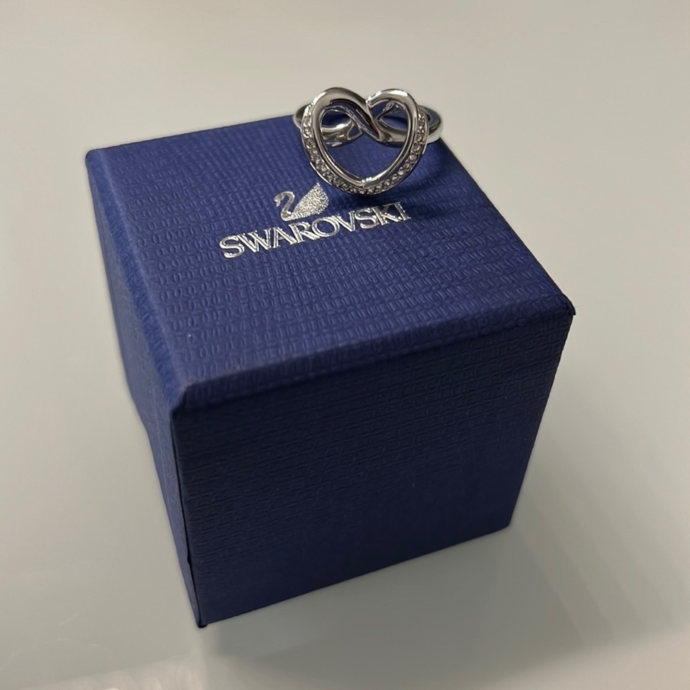 SWAROVSKI Cupidon Heart Ring - Picture 2 of 3